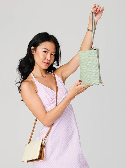 M013MSTW Riley Micro Straw 3 Compartment Crossbody/Wristlet